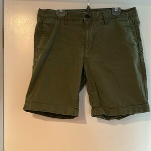 Zara Man Olive  Green Flat Front Short with Cuffs. Waist 34. GUC.